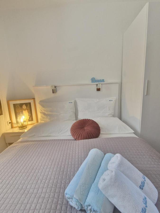 Luxury Apartments Silva With Sea View Okrug Gornji Ngoại thất bức ảnh