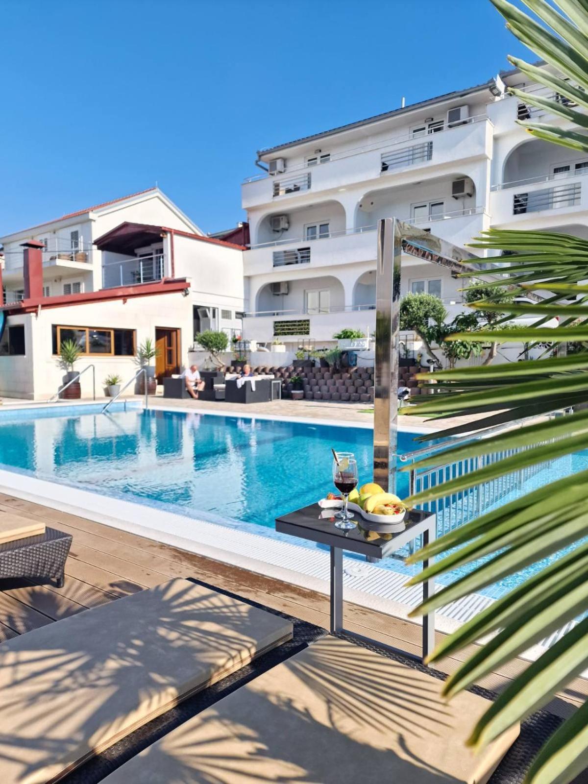 Luxury Apartments Silva With Sea View Okrug Gornji Ngoại thất bức ảnh