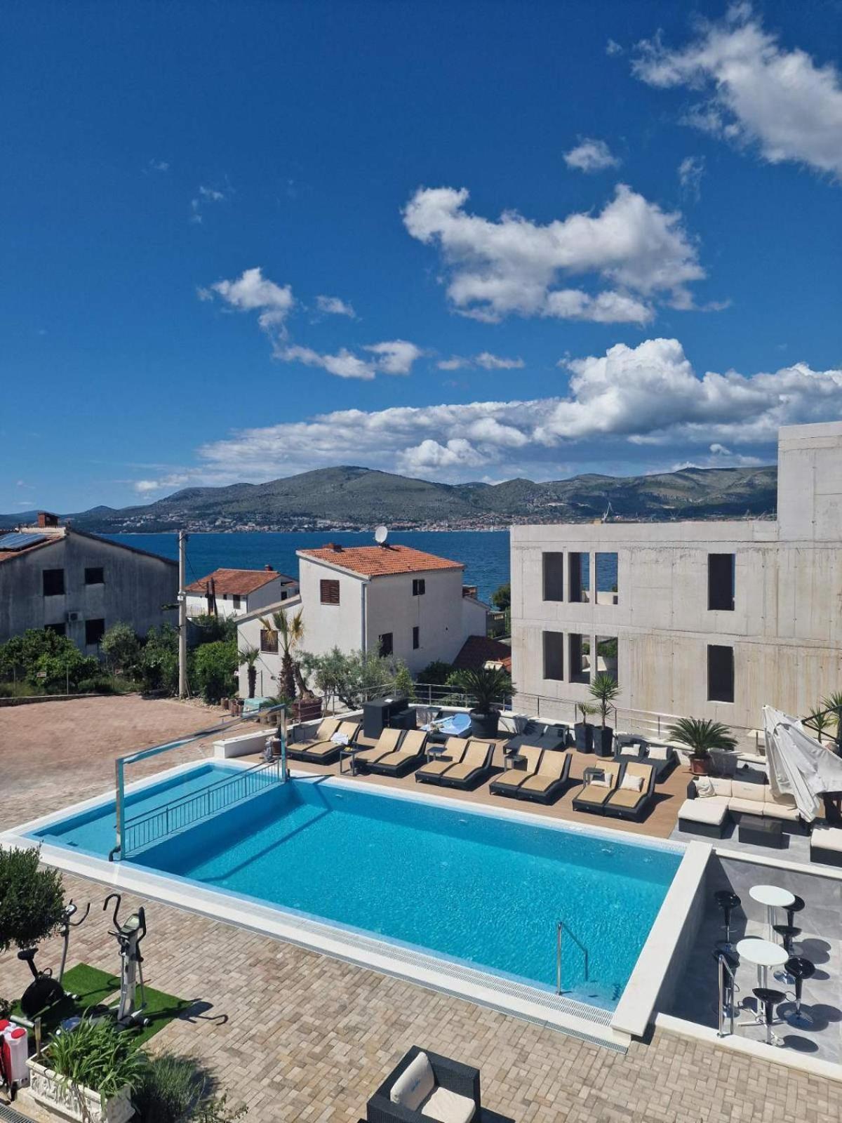Luxury Apartments Silva With Sea View Okrug Gornji Ngoại thất bức ảnh