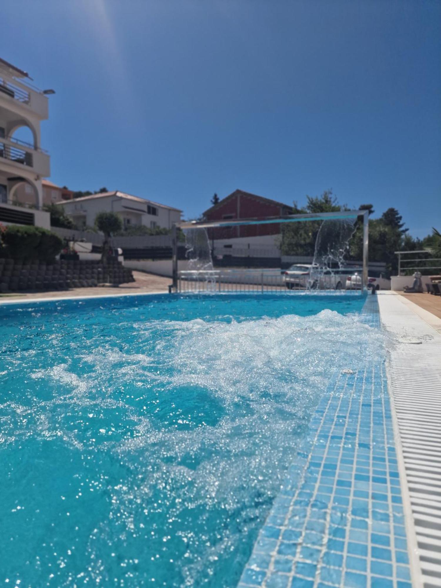Luxury Apartments Silva With Sea View Okrug Gornji Ngoại thất bức ảnh